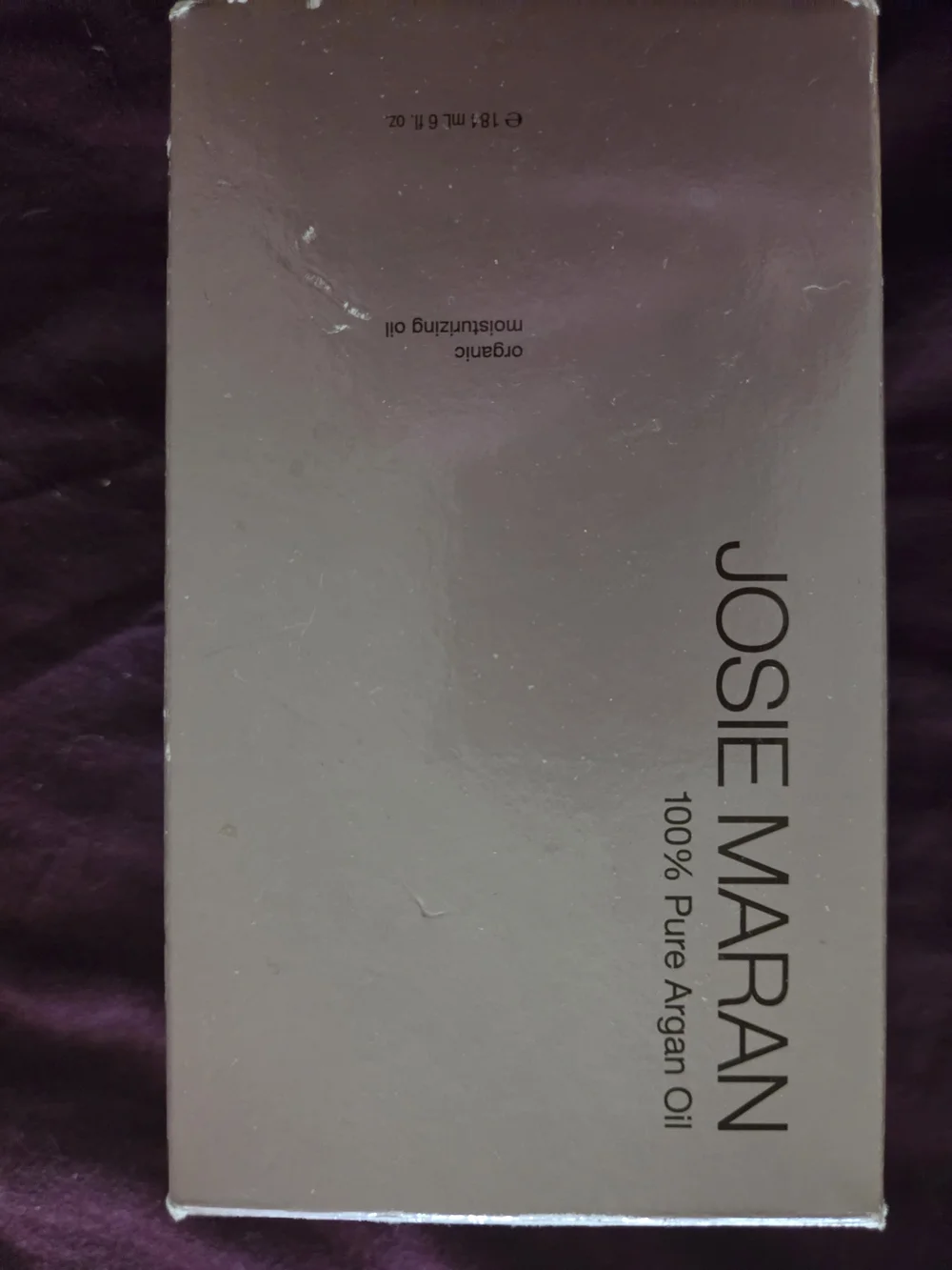 JOSIE MARAN Silver Moisturizing Argan Oil Packaging